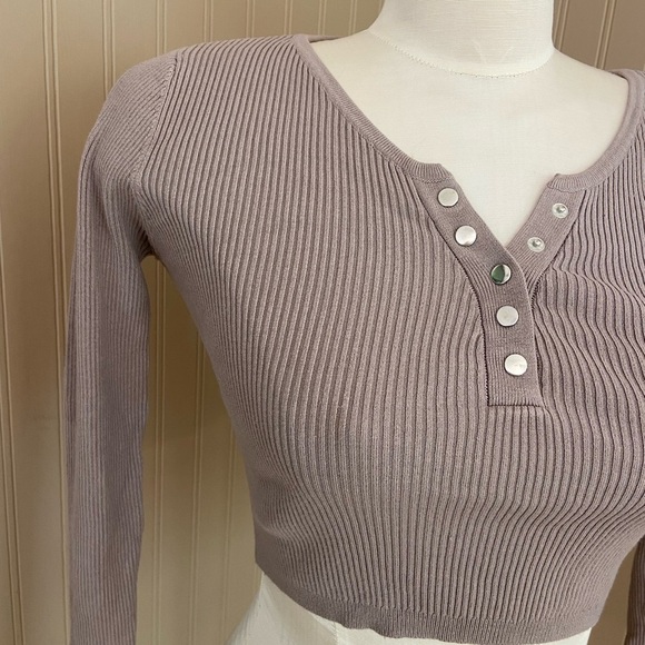 GARAGE Grey/Taupe Long Sleeve Ribbed Crop 
Top Women’s Small - Picture 2 of 7